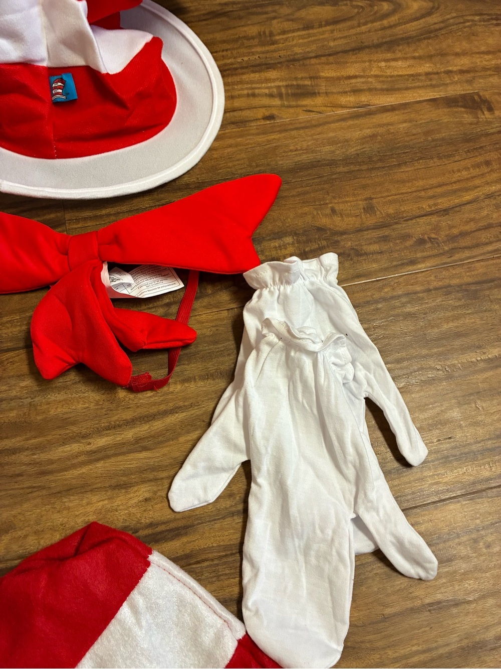 Cat in the Hat Costume Set - Picture 6 of 7